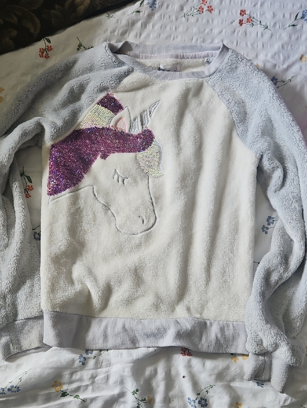 Epic Threads White Plush-Lined Sweatshirt with Label Detail